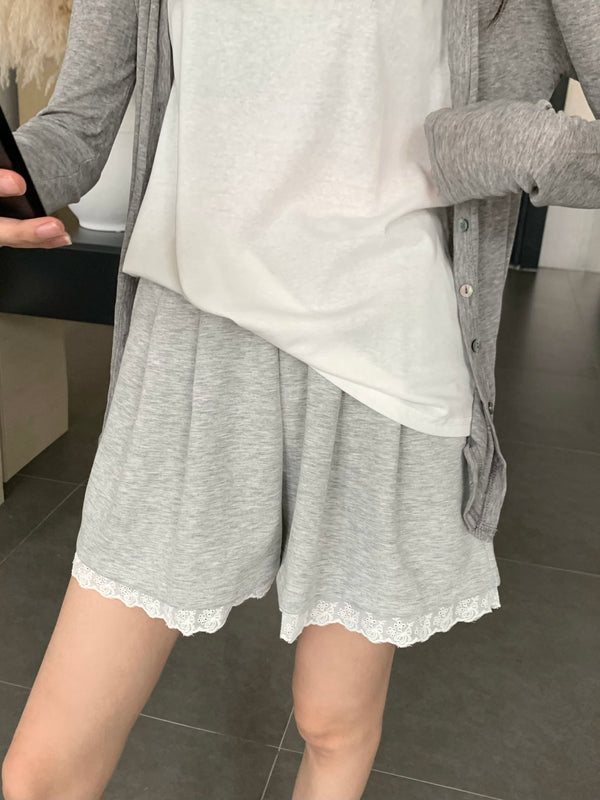 冉夜 / Grey Lace-Trimmed Panel Shorts