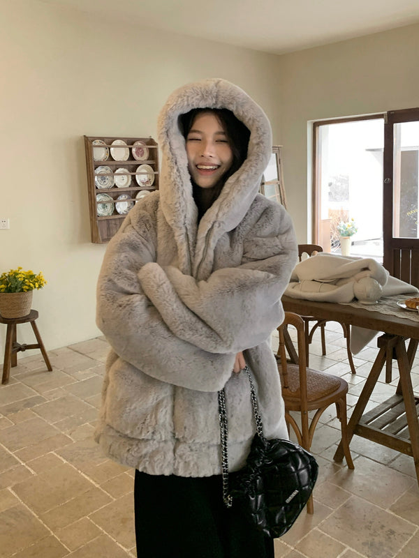 凛冬 / Fluffy Coat